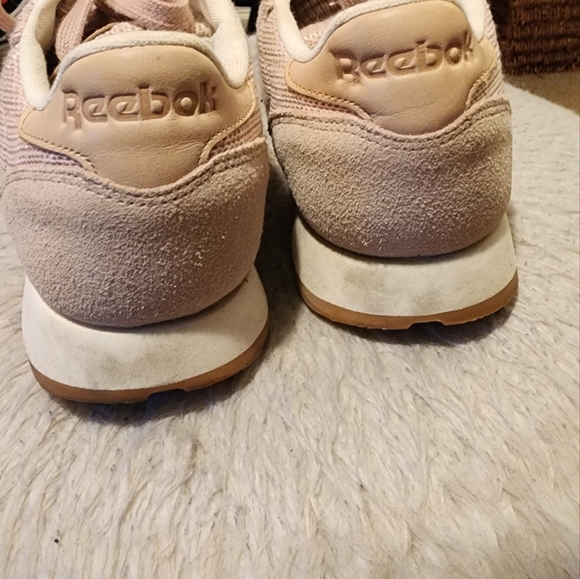 Womens retro sneakers size 7.5 - Picture 2 of 6